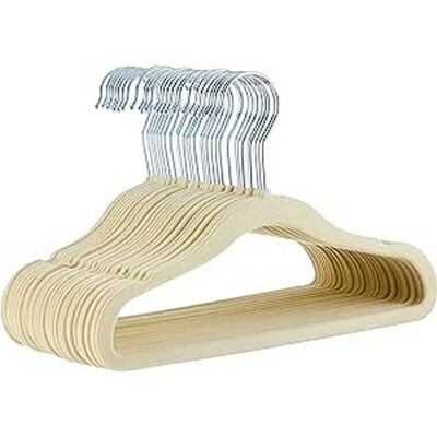 Amazon Basics Kids Velvet NonSlip Clothes Hangers - Infant Toddler - 116cm Amazon Basics Kids Velvet NonSlip Clothes Hangers - Infant Toddler - 116cm