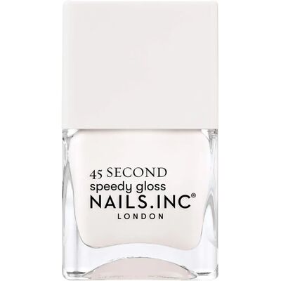 Nails.INC Find Me In Fulham Vernis Blanc - Publicité Nails.INC Find Me In Fulham Vernis Blanc - Publicité