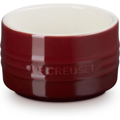 Le Creuset Ramekin de cerámica en Garnett - apilable y apto para horno Le Creuset Ramekin de cerámica en Garnett - apilable y apto para horno
