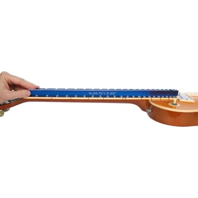 MusicNomad MN821 Tri-Beam 3-en-1 Règle de réglage pour guitare - Publicité MusicNomad MN821 Tri-Beam 3-en-1 Règle de réglage pour guitare - Publicité