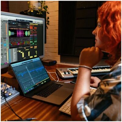 SERATO DJ Controller - DJ-Controller SERATO DJ Controller - DJ-Controller
