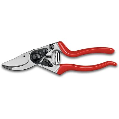 Sécateur STIHL F8 à coupe Bypass - ergonomique, pour branches épaisses - Publicité Sécateur STIHL F8 à coupe Bypass - ergonomique, pour branches épaisses - Publicité