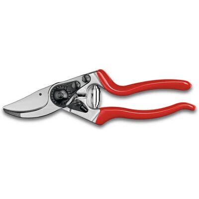 Cisailles de jardin STIHL F9 - Ergonomiques, Lame interchangeable - Publicité Cisailles de jardin STIHL F9 - Ergonomiques, Lame interchangeable - Publicité
