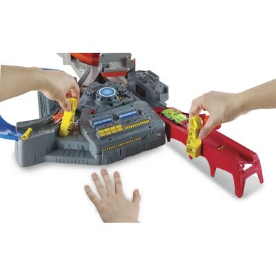 Hot Wheels CDL45 Wielokolorowy Pojazd i Tor Hot Wheels CDL45 Wielokolorowy Pojazd i Tor