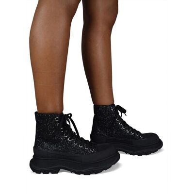Alexander McQueen - Tread Slick - Zwart - Canvas - Sneakers Alexander McQueen - Tread Slick - Zwart - Canvas - Sneakers