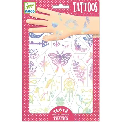 Tatouages Temporaires Métalliques Lucky Charms de Djeco - Tatouages Temporaires - Publicité Tatouages Temporaires Métalliques Lucky Charms de Djeco - Tatouages Temporaires - Publicité