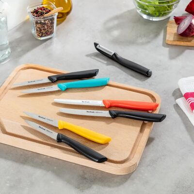 Tefal Colorfood Gemüseschäler - Einfaches Schälen von Obst und Gemüse Tefal Colorfood Gemüseschäler - Einfaches Schälen von Obst und Gemüse