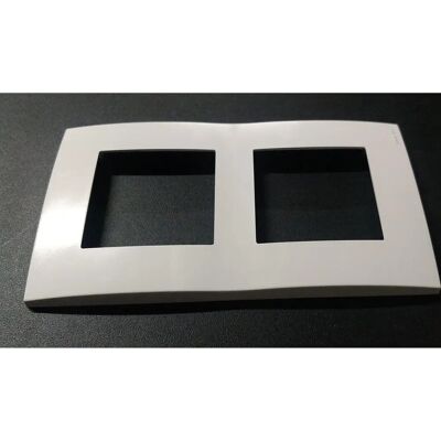 Arnould 60825 Piastra doppia verticale - Serie Spazio - Bianco Arnould 60825 Piastra doppia verticale - Serie Spazio - Bianco