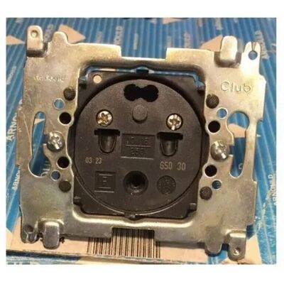 Arnould 65030 Presa 2P 10/16A 230V - Serie CLUB Arnould 65030 Presa 2P 10/16A 230V - Serie CLUB