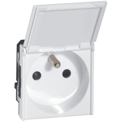 Legrand 077119 Prise blanche IP41 Type E française - Prise électrique - 16A - Publicité Legrand 077119 Prise blanche IP41 Type E française - Prise électrique - 16A - Publicité