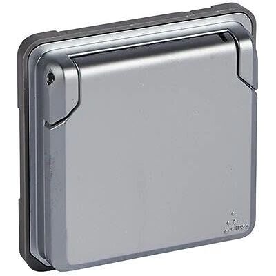 Legrand Modell 077834 - IP44 Schuko-Steckdose mit Klappdeckel - Steckdose Legrand Modell 077834 - IP44 Schuko-Steckdose mit Klappdeckel - Steckdose