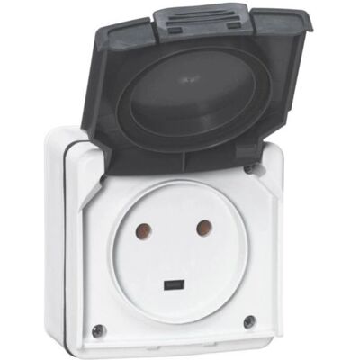 Legrand 091435 Enchufe de corriente gris a prueba de agua - Enchufe Legrand 091435 Enchufe de corriente gris a prueba de agua - Enchufe