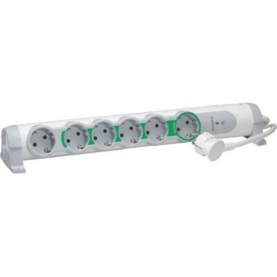 Legrand 694648 Prise - Protection contre les surtensions, 6 prises - Publicité Legrand 694648 Prise - Protection contre les surtensions, 6 prises - Publicité