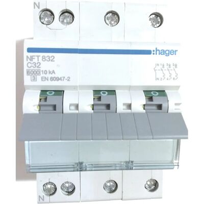 Hager WK100 - 2P+T 16A 250V - Disjoncteur - Publicité Hager WK100 - 2P+T 16A 250V - Disjoncteur - Publicité