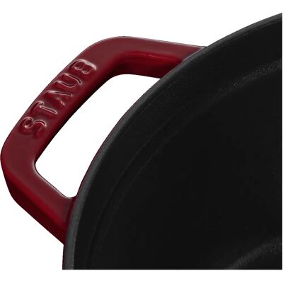Staub - La Cocotte Vento - Bordeaux - 24 cm - Dutch Oven - Publicité Staub - La Cocotte Vento - Bordeaux - 24 cm - Dutch Oven - Publicité