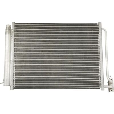 VALEO 817575 Alumiinikondensaattori ilmastointiin VALEO 817575 Alumiinikondensaattori ilmastointiin