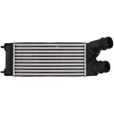 VALEO 818866 Alumiininen välimäntä - Auton jäähdytysosa VALEO 818866 Alumiininen välimäntä - Auton jäähdytysosa