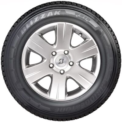BRIDGESTONE Vinterdæk - BLIZZAK W 810 - Tung Lastbil BRIDGESTONE Vinterdæk - BLIZZAK W 810 - Tung Lastbil