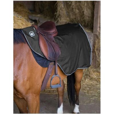 Couverture imperméable pour chevaux RIDING WORLD avec doublure en polar fleece - Publicité Couverture imperméable pour chevaux RIDING WORLD avec doublure en polar fleece - Publicité