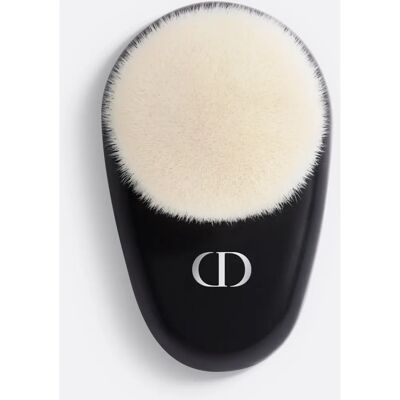 Brocha de rostro Dior N°18 Backstage - Pincel multifunción, cobertura ajustable Brocha de rostro Dior N°18 Backstage - Pincel multifunción, cobertura ajustable