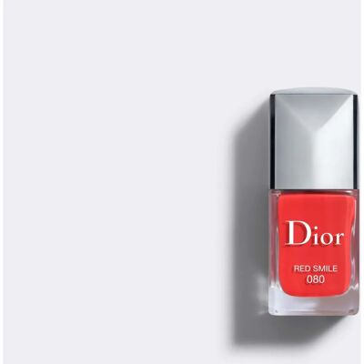 Lac de unghii Dior Vernis - Durabil, Efect de gel, Roșu Lac de unghii Dior Vernis - Durabil, Efect de gel, Roșu