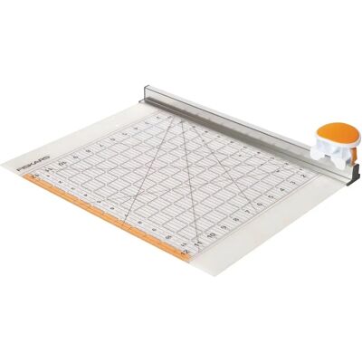Fiskars Rotary Cutter & Ruler - 12" x 12" - Rotary Cutter & Ruler Fiskars Rotary Cutter & Ruler - 12" x 12" - Rotary Cutter & Ruler