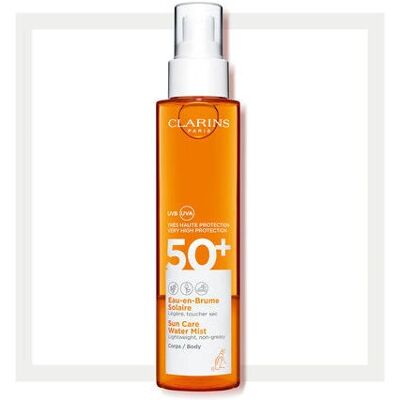 Clarins Brume Solaire Water SPF 50+ - Packaging recyclé - Publicité Clarins Brume Solaire Water SPF 50+ - Packaging recyclé - Publicité