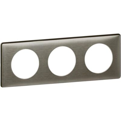 Tapa de pared Legrand 068973 - 3 puestos, metal, compatible Céliane Tapa de pared Legrand 068973 - 3 puestos, metal, compatible Céliane