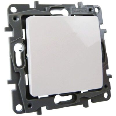 Legrand Niloé 764501 Switch - LED Indicator - 10A 250V Legrand Niloé 764501 Switch - LED Indicator - 10A 250V