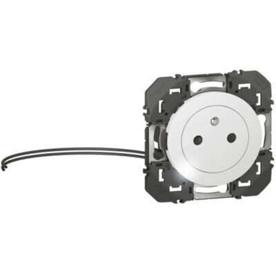 Legrand 600320 Prise 2P+T Blanche - Socket-outlet - Publicité Legrand 600320 Prise 2P+T Blanche - Socket-outlet - Publicité