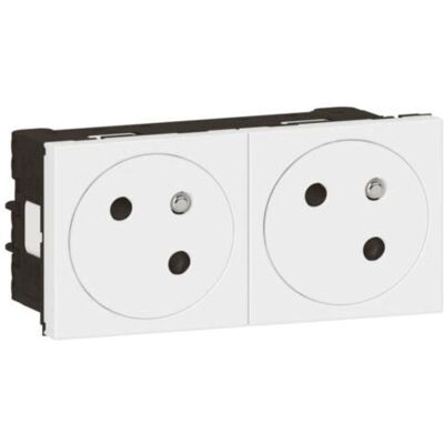 Prise de courant en surface Legrand 077142L - 2 Modules, Blanc - Électrique - Publicité Prise de courant en surface Legrand 077142L - 2 Modules, Blanc - Électrique - Publicité
