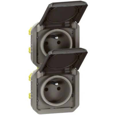 Legrand 069843L Enchufe eléctrico - socket-outlet Legrand 069843L Enchufe eléctrico - socket-outlet