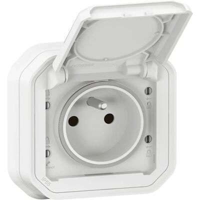 Prise étanche Legrand IP55 avec volet - 16A 250V - Blanc - Publicité Prise étanche Legrand IP55 avec volet - 16A 250V - Blanc - Publicité