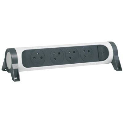 Legrand 049465 Stekkerdoos, zonder kabel - 4 stopcontacten Legrand 049465 Stekkerdoos, zonder kabel - 4 stopcontacten