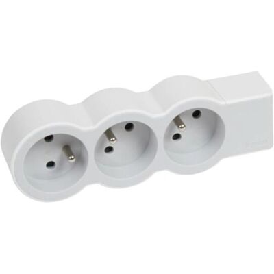 Legrand 049496 Prise de courant - Type E - Sans câble - 3 prises Legrand 049496 Prise de courant - Type E - Sans câble - 3 prises