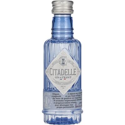 Citadelle Gin Original Sec 44% 0,05L - Gin - Publicité Citadelle Gin Original Sec 44% 0,05L - Gin - Publicité