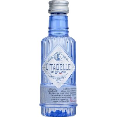Citadelle Gin Original Sec 44% 0,05L - Gin - Publicité Citadelle Gin Original Sec 44% 0,05L - Gin - Publicité