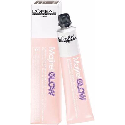 L'Oreal Professionnel Majirel Glow Base Foncée - Coloration capillaire - Publicité L'Oreal Professionnel Majirel Glow Base Foncée - Coloration capillaire - Publicité