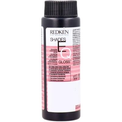 Redken Marke Model Irideszentes Haarglanz-Produkt Redken Marke Model Irideszentes Haarglanz-Produkt