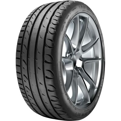 Riken 225/50 R17 98Y - Pneumatique Été Ultra Haute Performance - Publicité Riken 225/50 R17 98Y - Pneumatique Été Ultra Haute Performance - Publicité