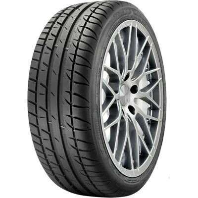 Pneumatico estivo Taurus 225/55 R16 99W per BMW, Audi, Mercedes-Benz Pneumatico estivo Taurus 225/55 R16 99W per BMW, Audi, Mercedes-Benz