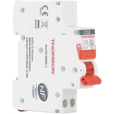 Thomson - Easy Connect 32A - 1P+N - Bornes automatiques - Circuit breaker - Publicité Thomson - Easy Connect 32A - 1P+N - Bornes automatiques - Circuit breaker - Publicité