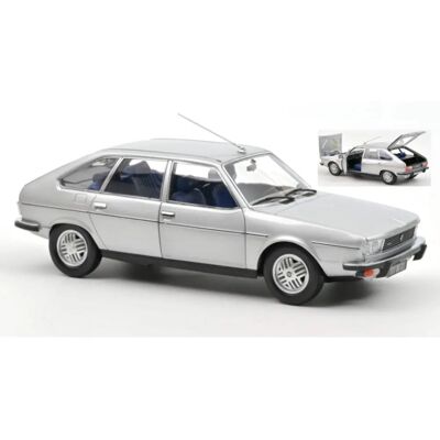 Voiture Miniature Norev 185272 - Argent - 1:18 - Publicité Voiture Miniature Norev 185272 - Argent - 1:18 - Publicité