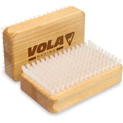 Brosse en Nylon Vola pour Ski - Entretien de la Base - Publicité Brosse en Nylon Vola pour Ski - Entretien de la Base - Publicité