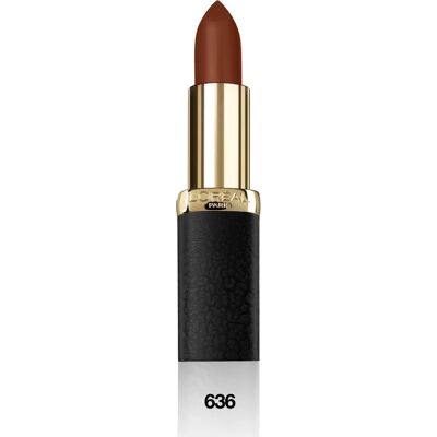 L’Oréal Paris Modèle 636 Mahogany Studs Rouge à Lèvres Mat Hydratant - Publicité L’Oréal Paris Modèle 636 Mahogany Studs Rouge à Lèvres Mat Hydratant - Publicité