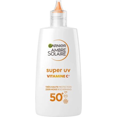 Garnier Ambre Solaire Super UV Fluide Vitamin C SPF50+ Garnier Ambre Solaire Super UV Fluide Vitamin C SPF50+