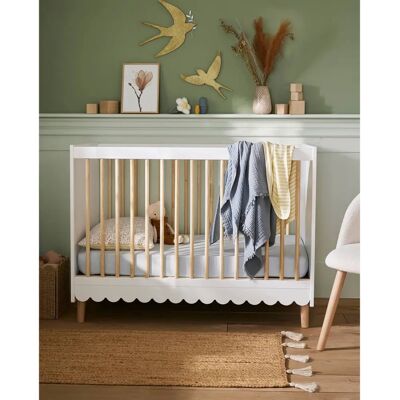 Lit bébé évolutif Vertbaudet - Détails feston ajustables Lit bébé évolutif Vertbaudet - Détails feston ajustables