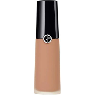 Giorgio Armani Leuchtende Seide Mehrzweck-Glow-Concealer - Modell 7 Giorgio Armani Leuchtende Seide Mehrzweck-Glow-Concealer - Modell 7
