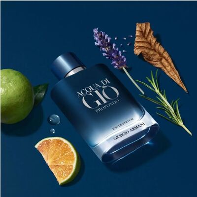 Giorgio Armani Acqua di Giò Profondo Eau de Parfum - nachfüllbar (30ml) Giorgio Armani Acqua di Giò Profondo Eau de Parfum - nachfüllbar (30ml)