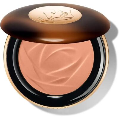 Lancôme Serum Bronzer - Modell Light med Vitamin C og E Lancôme Serum Bronzer - Modell Light med Vitamin C og E